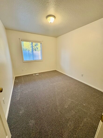 Bedroom #3 - 3320 NW 118th St