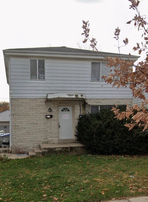 Building Photo - 4127 W Kiley Ave