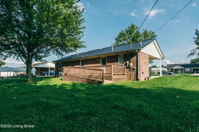 Building Photo - 309 E 6th St