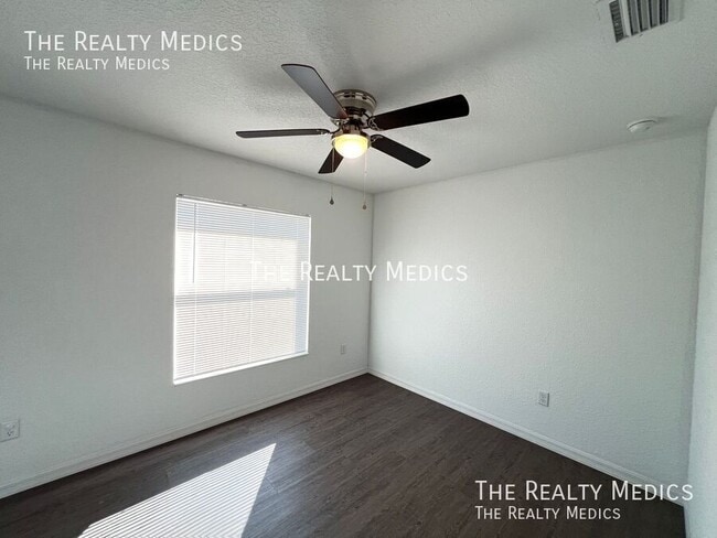 Building Photo - 391 Malauka Loop