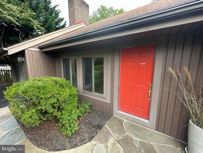 Building Photo - 11613 Piney Lodge Rd