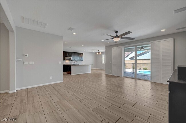 Building Photo - 5424 Kamilla Raen St