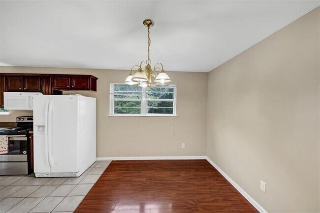 Building Photo - 4701 Flat Shoals Rd