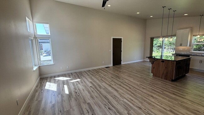 Building Photo - Senior Living Community (55+) - Built In 2...