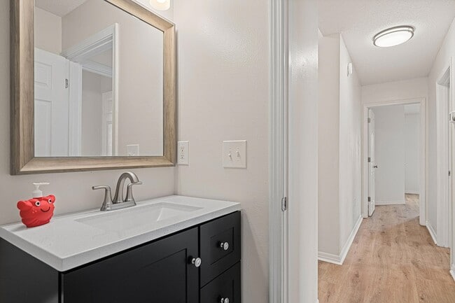 Building Photo - 8517 High School Blvd