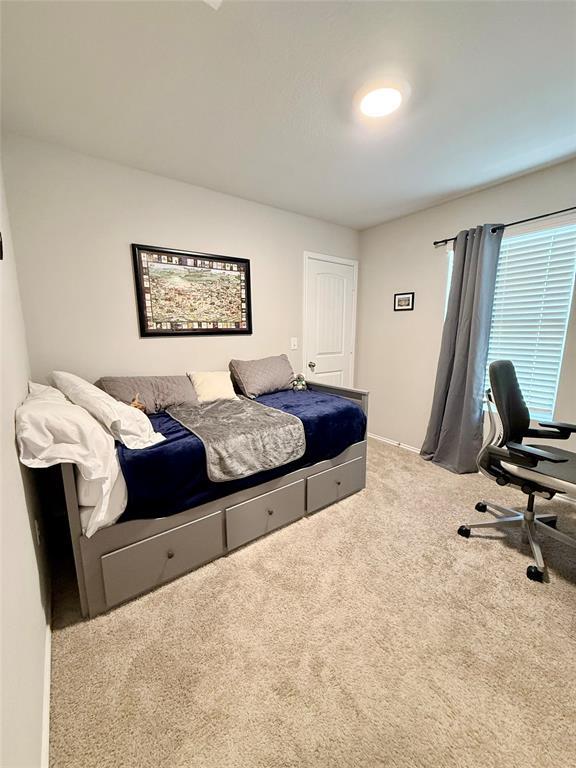 Building Photo - 6013 Brocade Dr