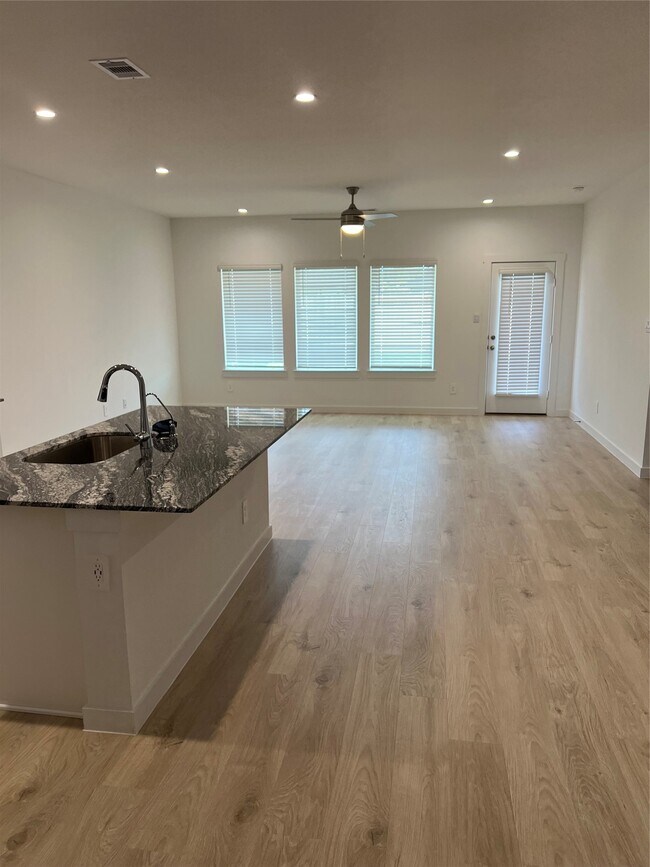 Building Photo - 4906 Arvida Ln