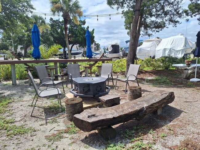Building Photo - BOUCHELLE ISLAND - RIVER FRONT 2BR 2BA LON...