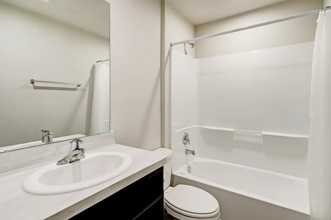 Building Photo - 5603 Providence Green Ct