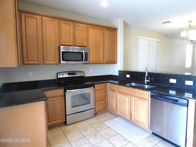 Building Photo - 14377 N Bannerstone Ct