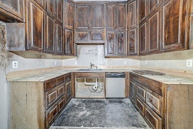 Building Photo - 411 Kaufman St