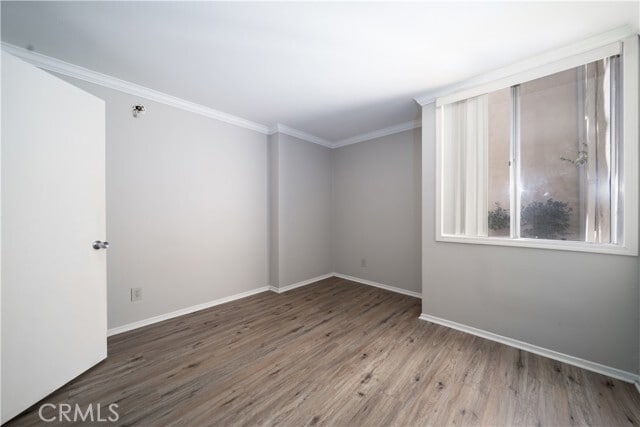 Building Photo - 5325 Newcastle Ave