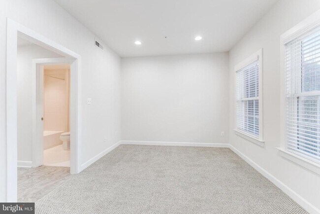 Building Photo - 3104 Magellan Ct