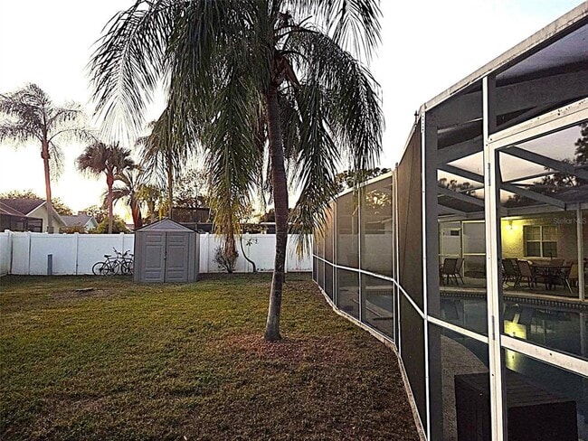 Building Photo - 8024 Candlewoode Dr