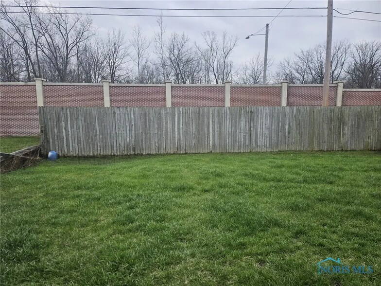 Building Photo - 4611 Granite Ln
