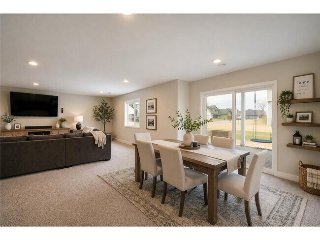 Building Photo - 429 Mario Dr