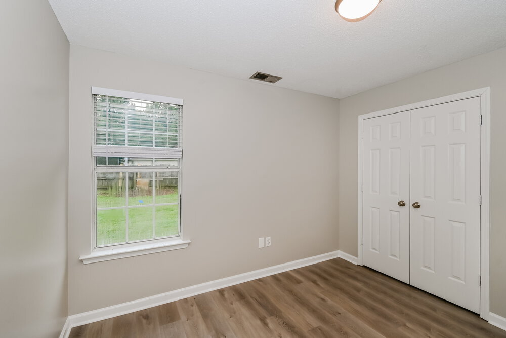 Building Photo - 5848 Hayden Cove