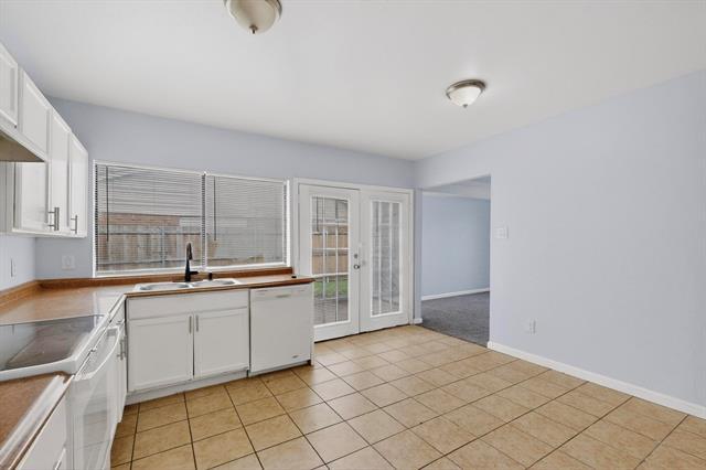 Building Photo - 5217 Aberdean Trail