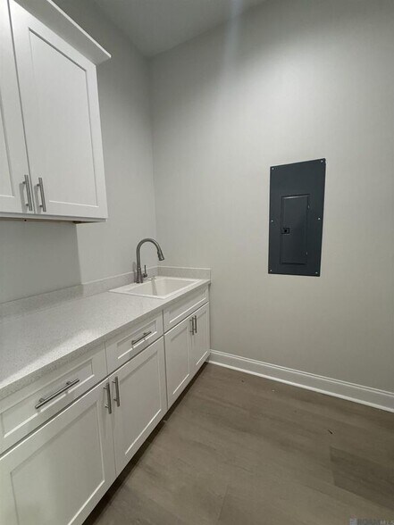 Building Photo - 12811 St Croix Ct