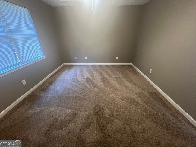 Building Photo - 115 Falcon Ridge Dr