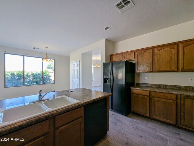 Building Photo - 15432 W Tasha Cir