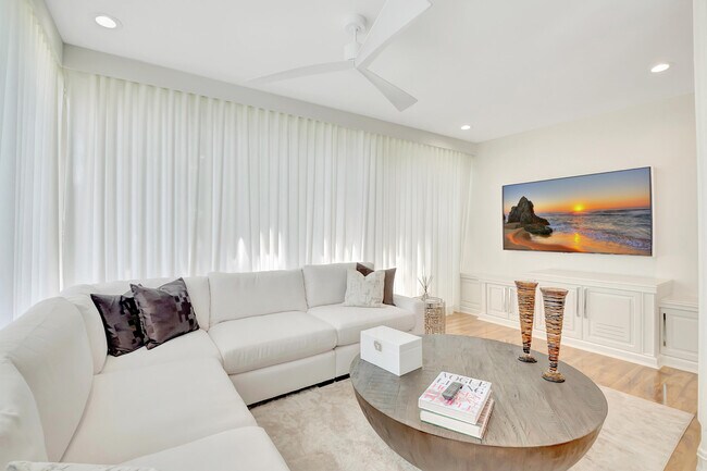 Building Photo - 17565 Ashbourne Ln