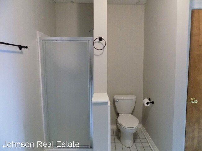 Building Photo - 505 N 4th St