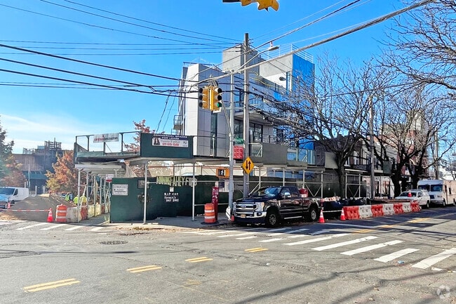 Building Photo - 12-20 Astoria Blvd