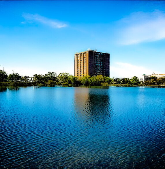 Building Photo - 14 Lockwood Dr