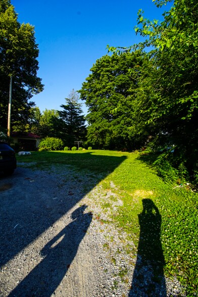 Building Photo - 32 Market St