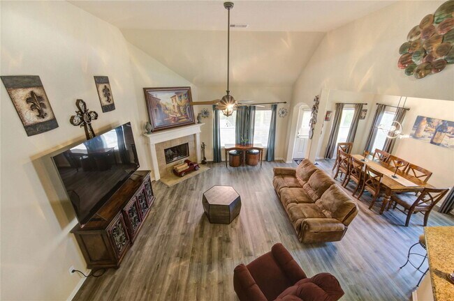 Building Photo - 10531 Sunflower Dr