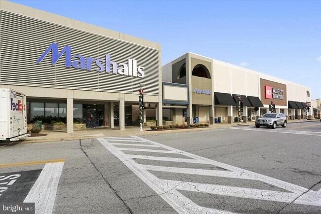 Building Photo - 11801 Rockville Pike