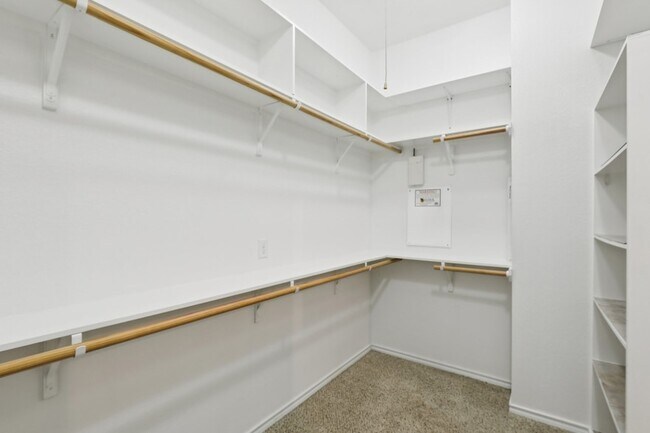 Building Photo - 7509 Bunker Ct