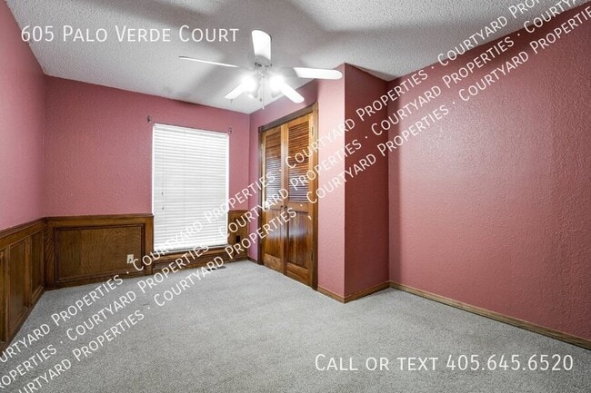 Building Photo - 605 Palo Verde Ct