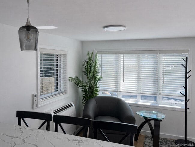 Building Photo - 63 Lake Trail