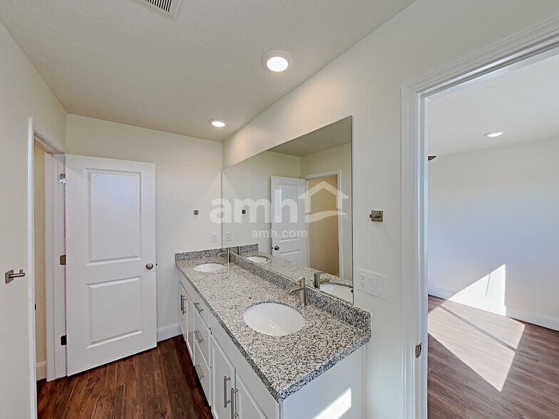 Building Photo - 2711 W 3400 S