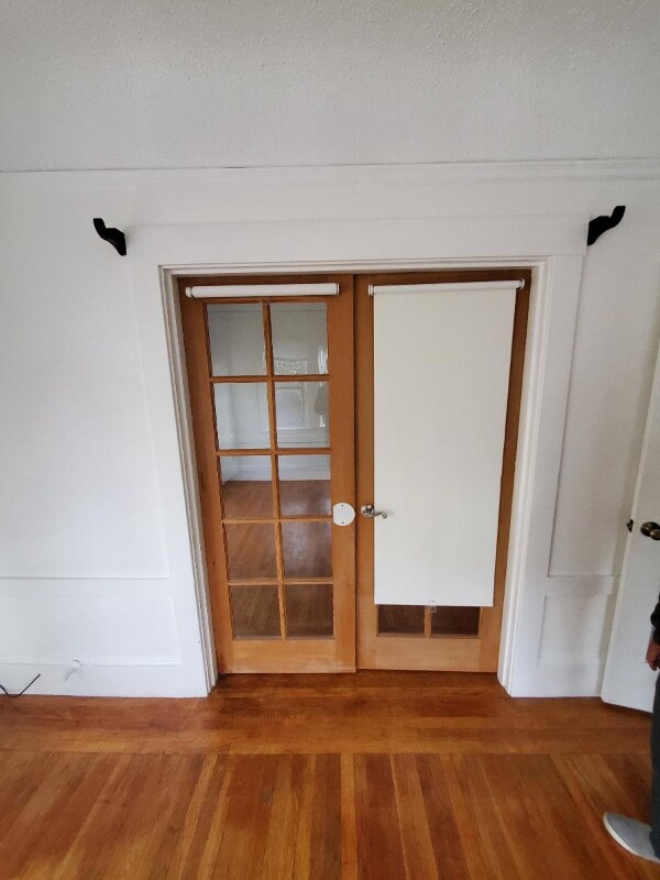 Building Photo - 6 College Ave