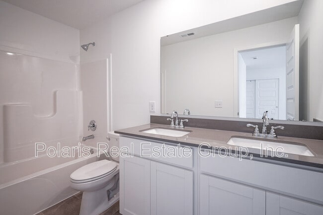 Building Photo - 1211 Cassine Pl