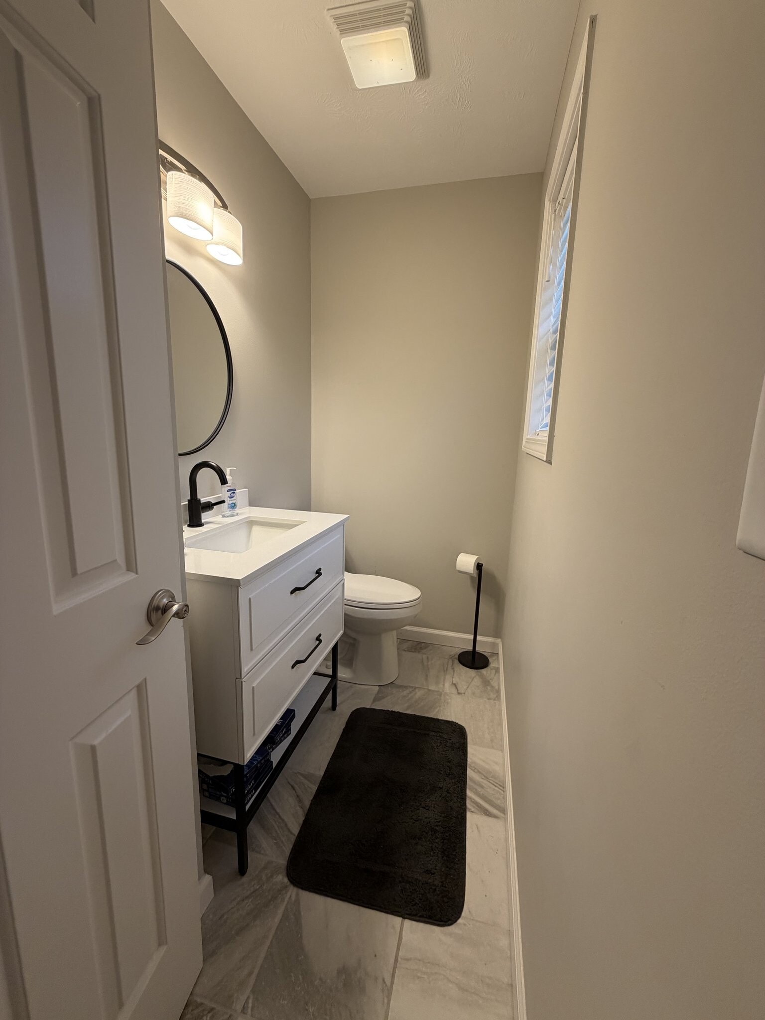 Building Photo - 244 Windmere Dr