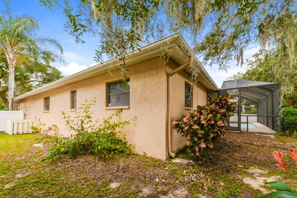 Building Photo - 5453 Colonial Oaks Blvd