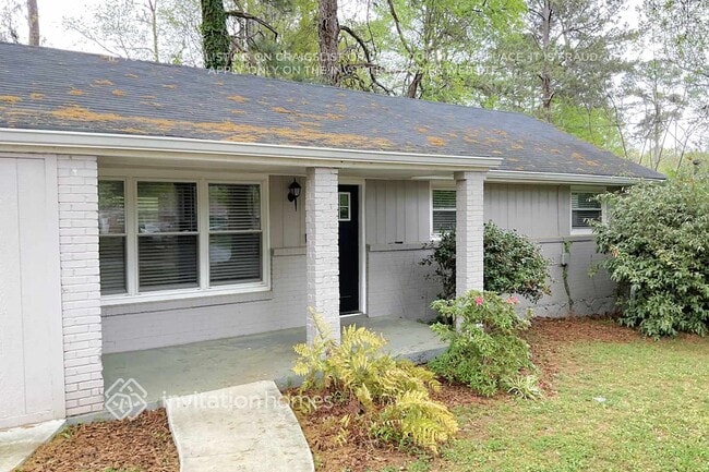 Building Photo - 1847 Rosewood Rd