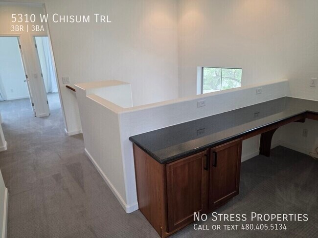 Building Photo - 5310 W Chisum Trail