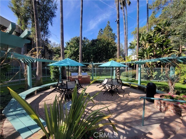 Building Photo - 448 N Bellflower Blvd