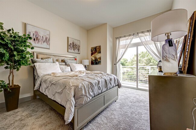 Building Photo - 6955 Turtlewood Dr