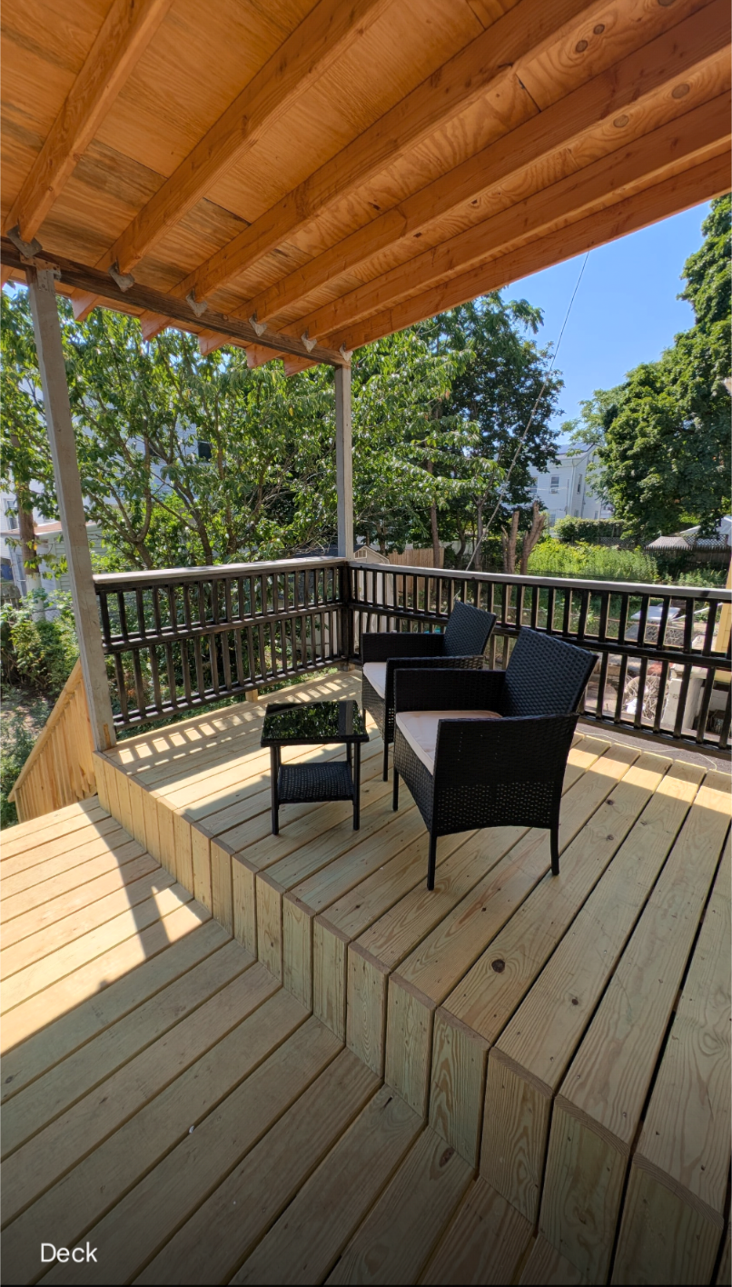 Building Photo - 35 Winfield Ave