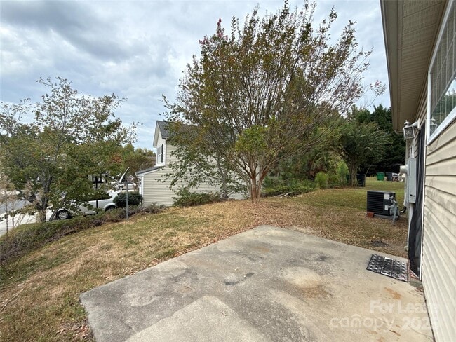 Building Photo - 12003 Royal Castle Ct