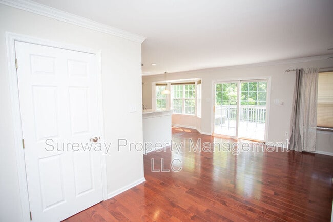 Building Photo - 24 Kathryn Ct