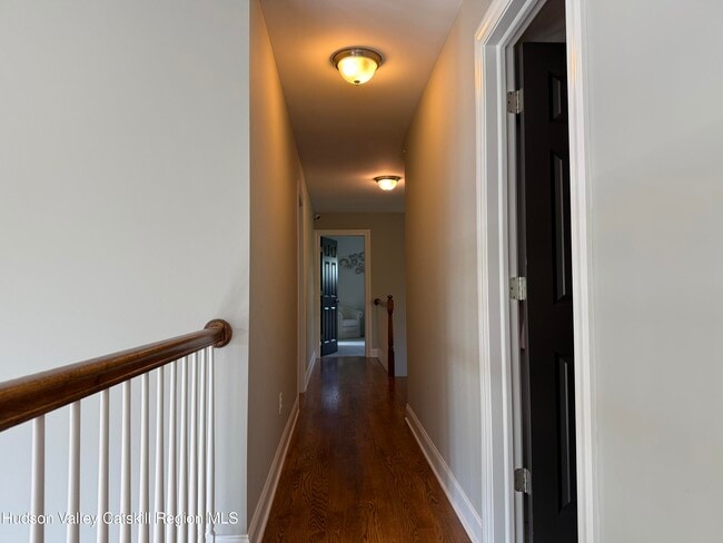 Building Photo - 7 Hammerstone Ln