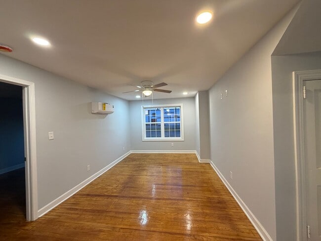 Building Photo - 1613 St Andrew St