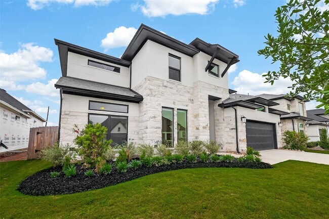 Building Photo - 5335 Gilded Ests Dr